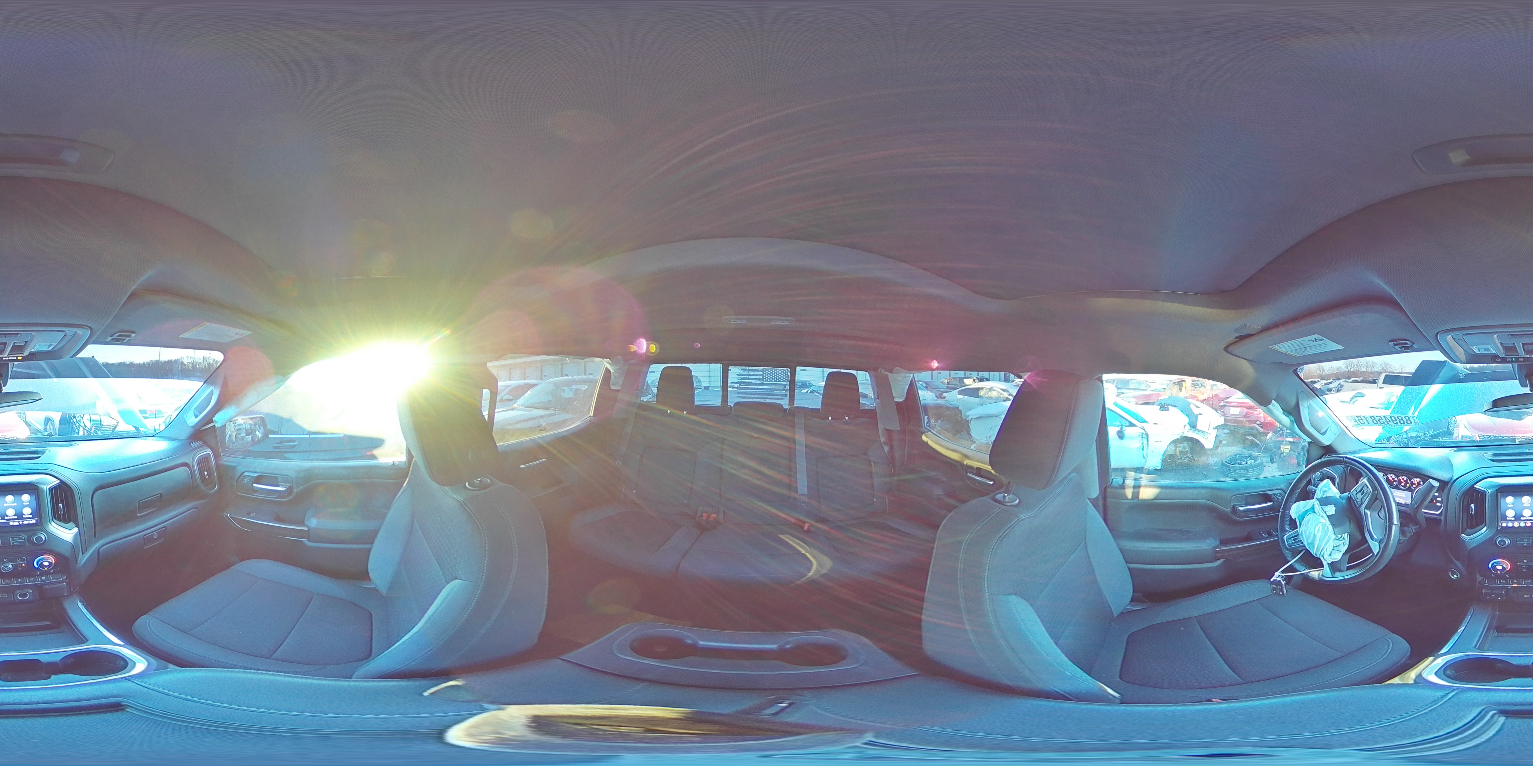2022 Chevrolet Silverado - Image 12
