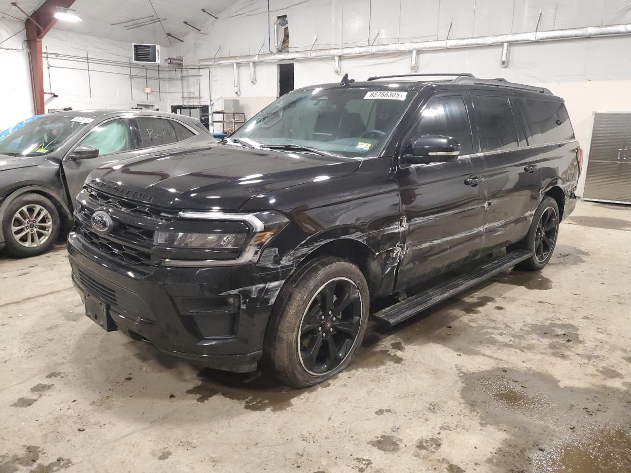2022 Ford Expedition - Image 1