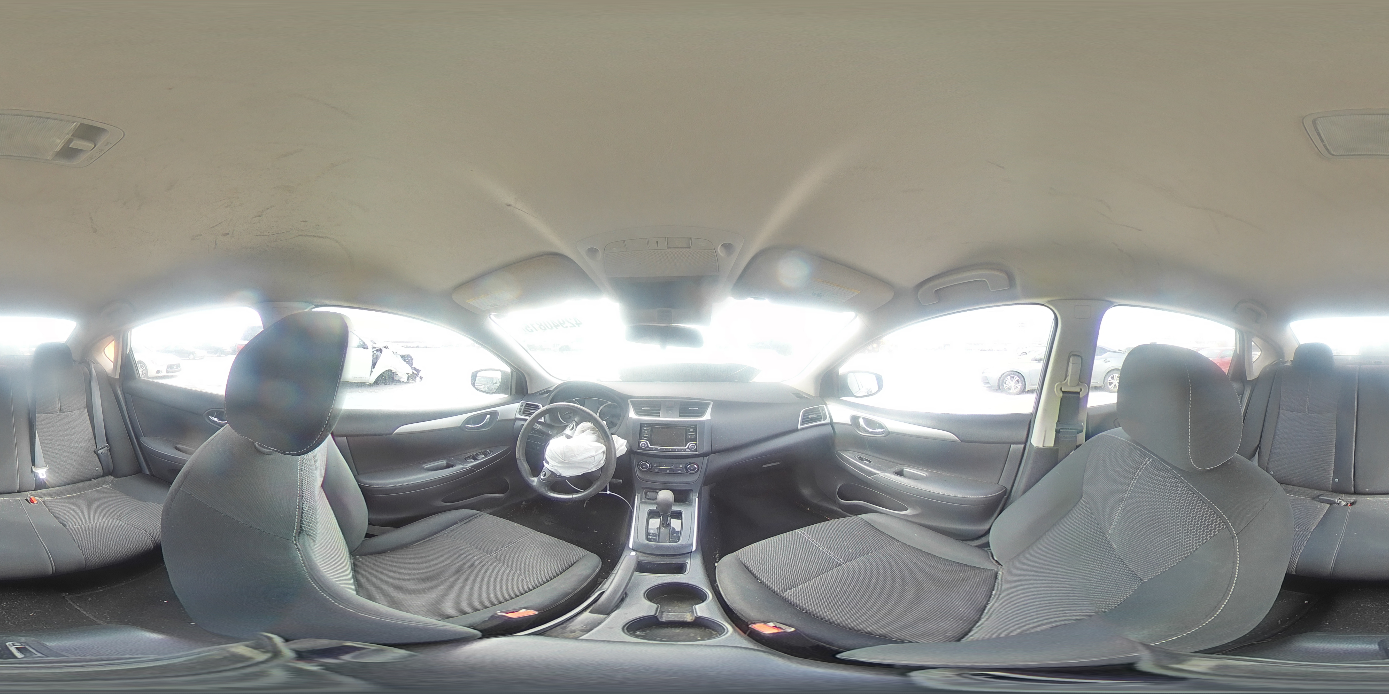 2018 Nissan Sentra - Image 13