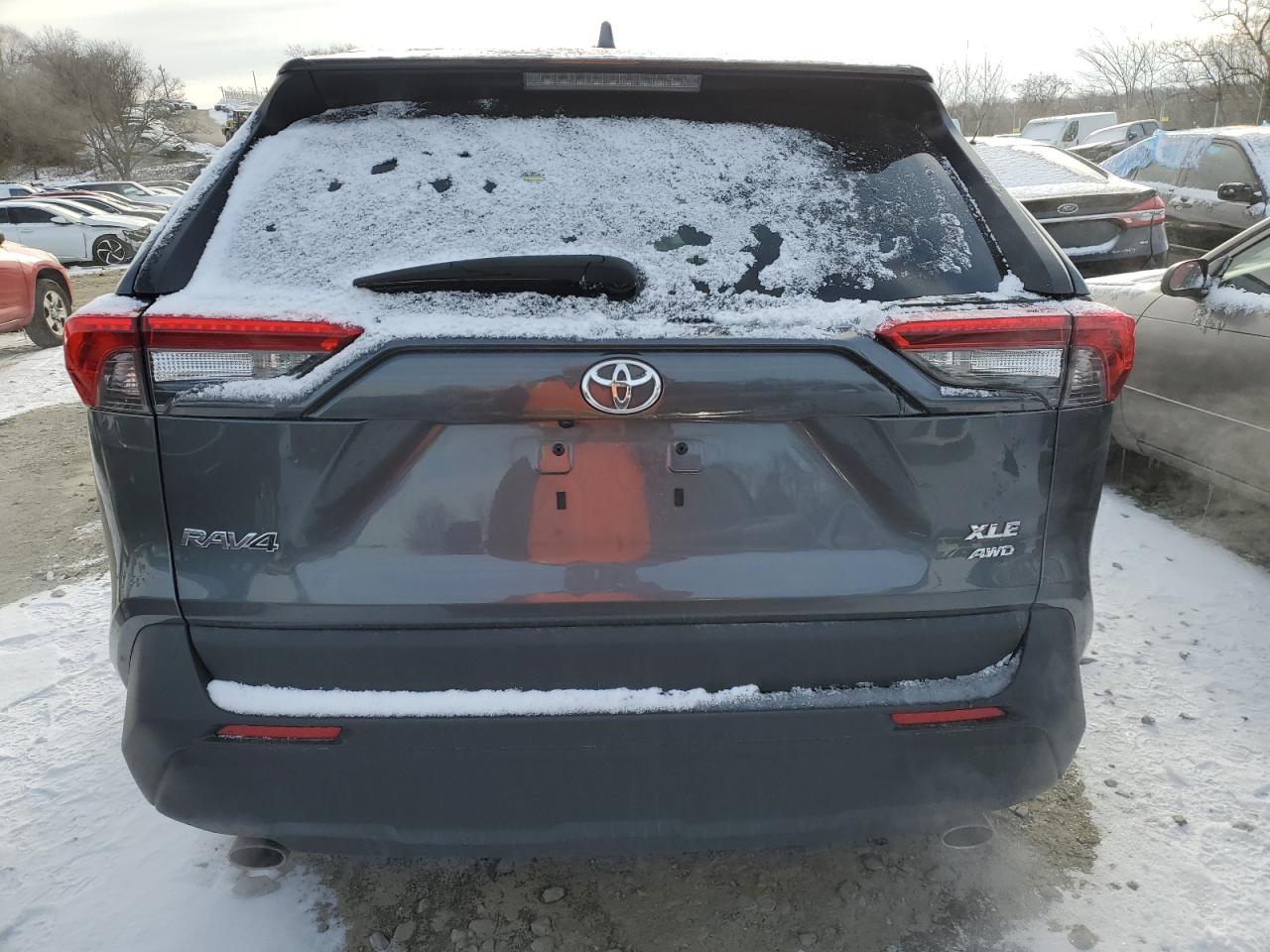 2022 Toyota RAV 4 - Image 6