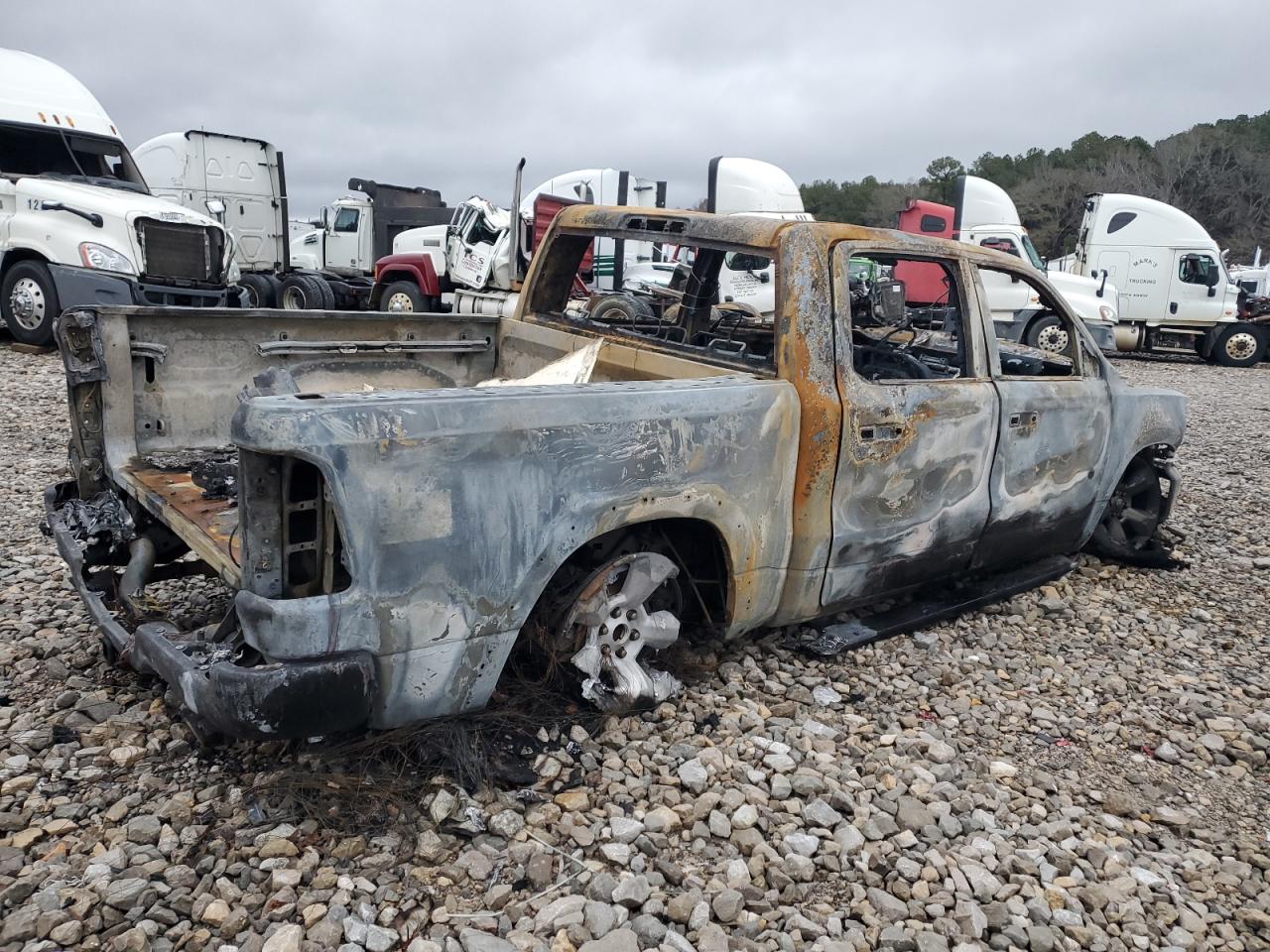 2020 RAM 1500 - Image 3