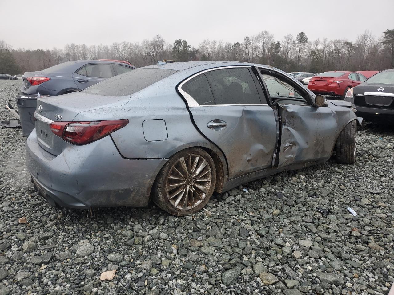 2018 Infiniti Q50 - Image 3