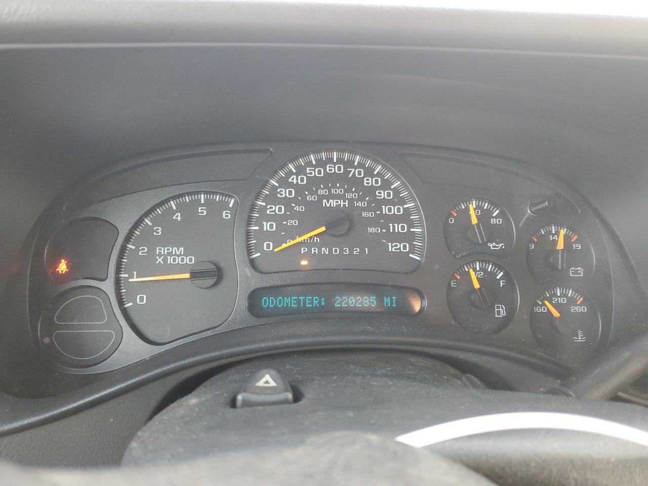 2006 Chevrolet Silverado - Image 9