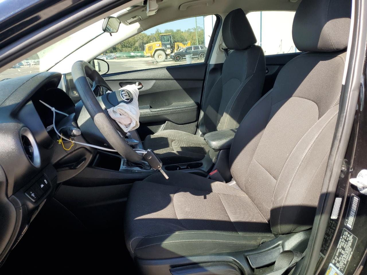 2020 Kia Forte - Image 7