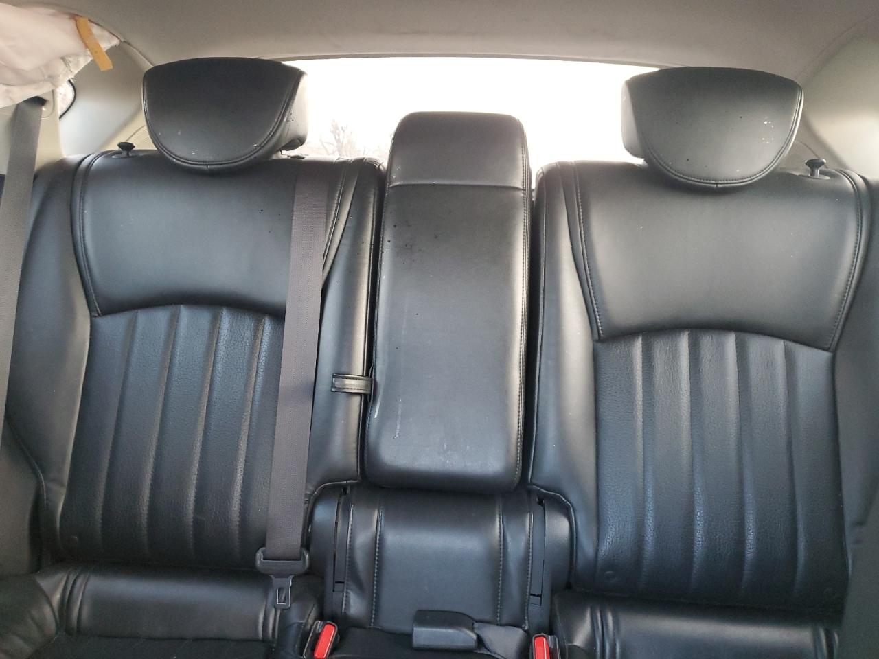 2016 Infiniti QX50 - Image 10