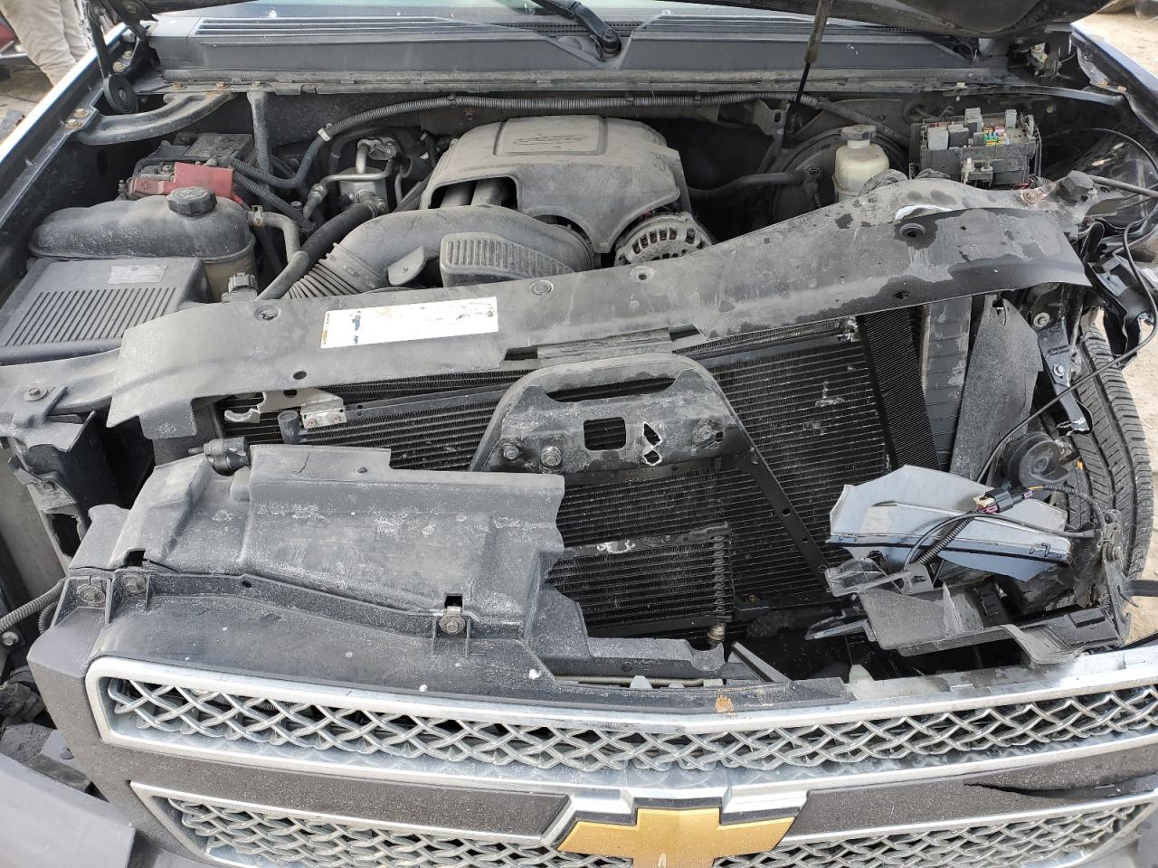 2010 Chevrolet Tahoe - Image 12