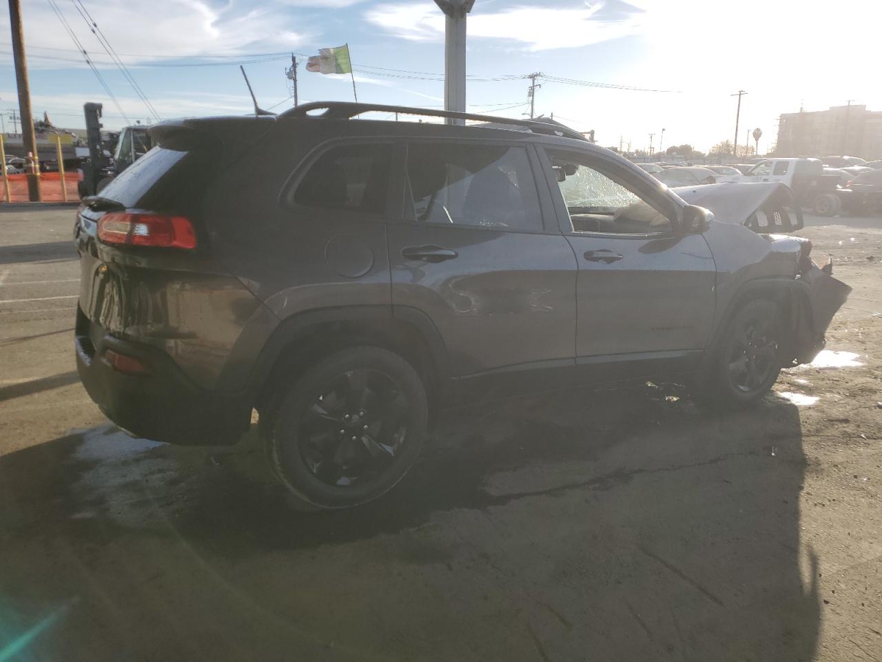 2018 Jeep Grand Cherokee - Image 3