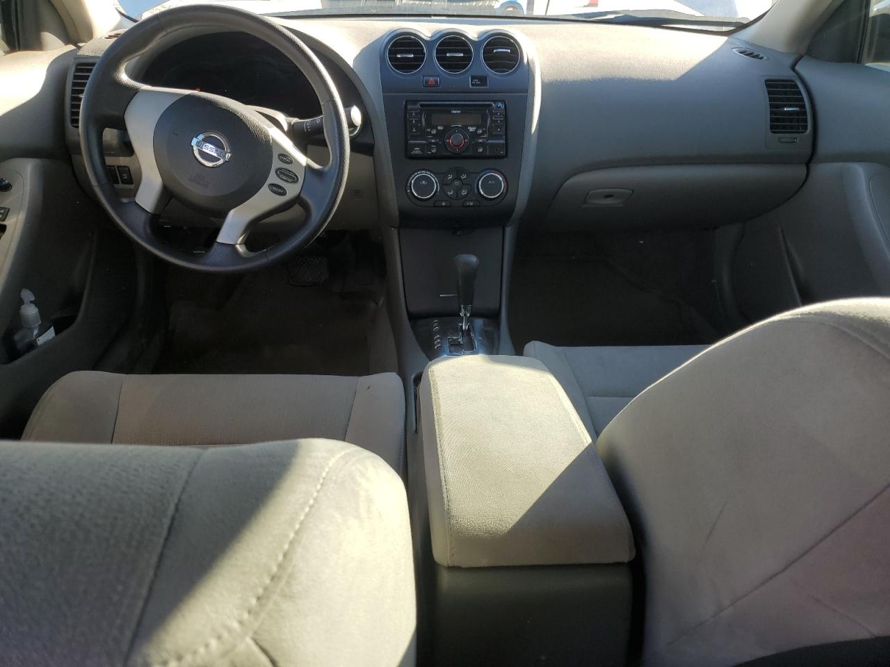 2010 Nissan Altima - Image 8