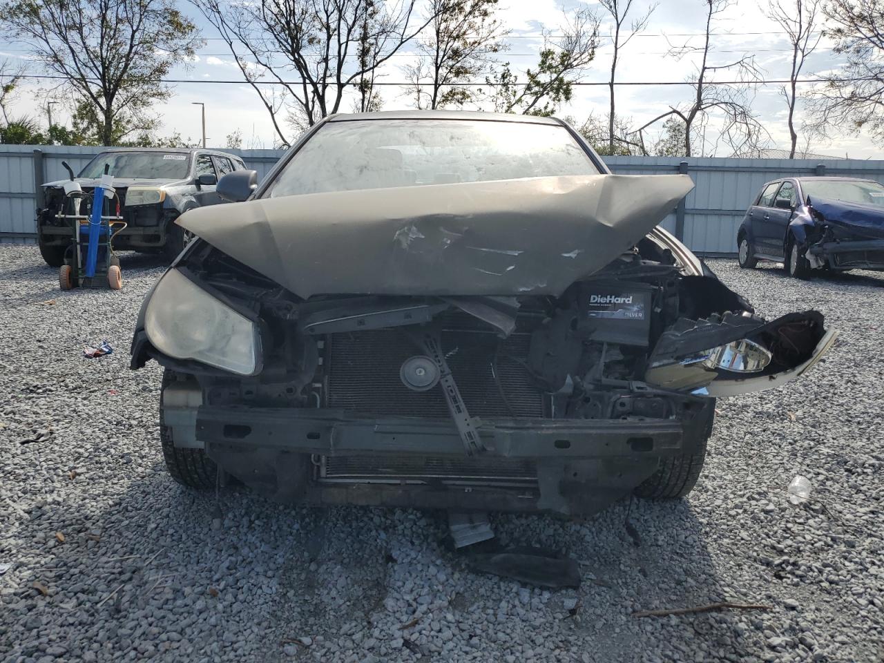 2010 Hyundai Elantra - Image 5