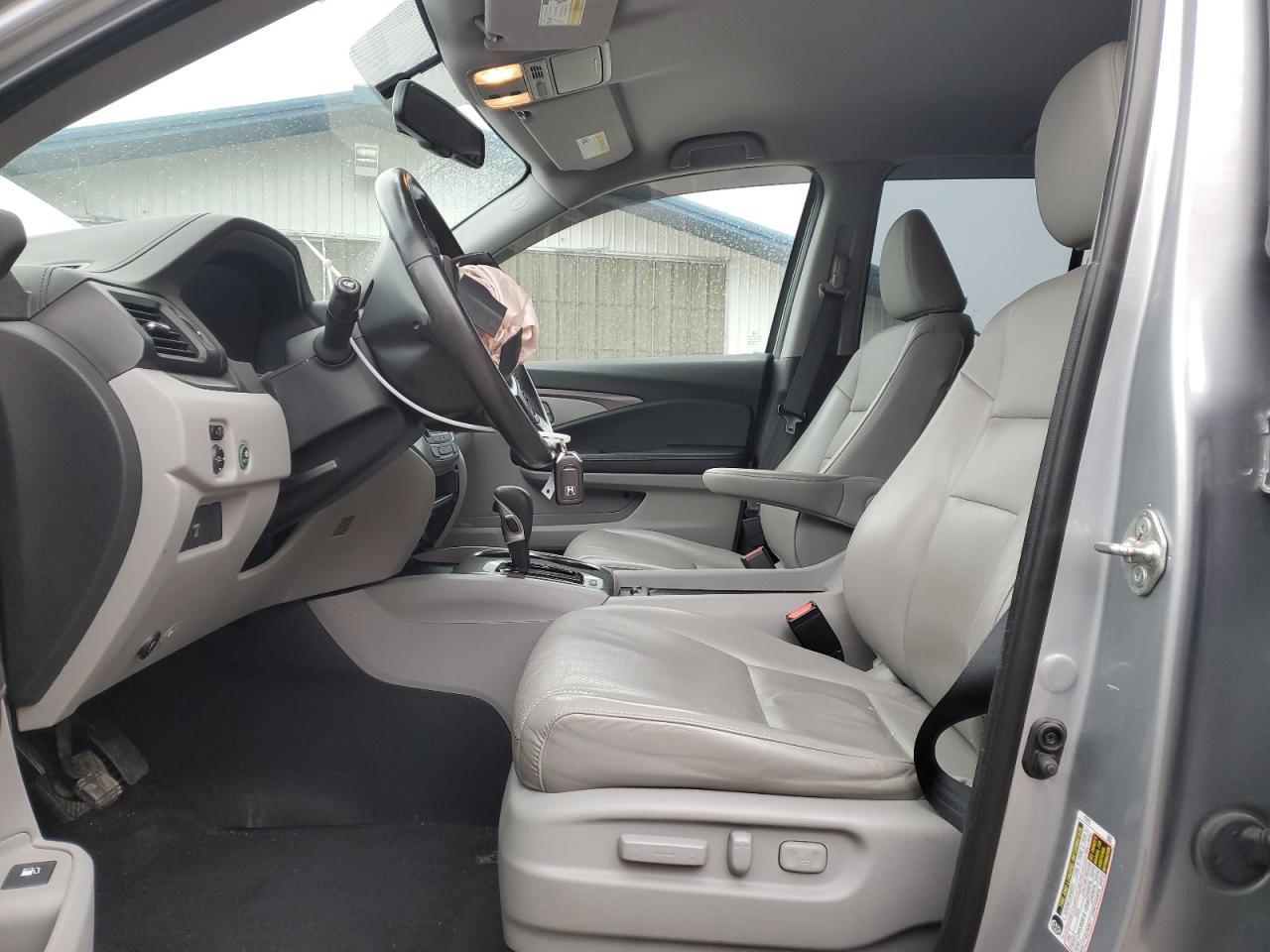 2018 Honda Ridgeline - Image 7