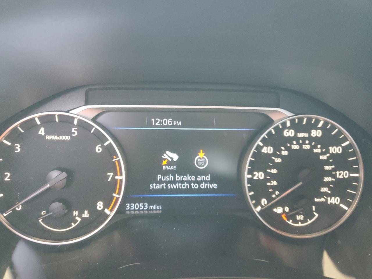 2024 Nissan Altima - Image 9