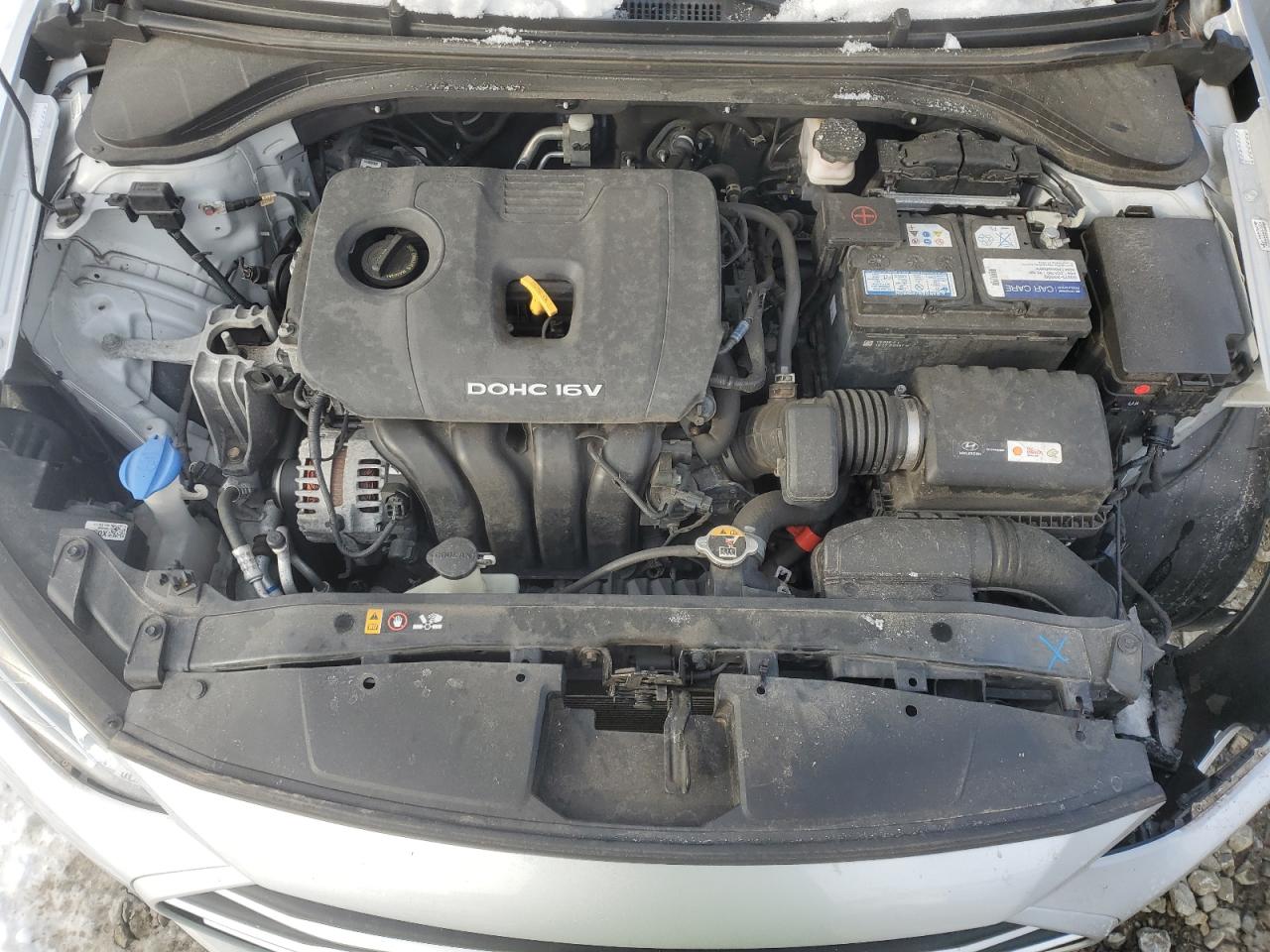 2018 Hyundai Elantra - Image 11