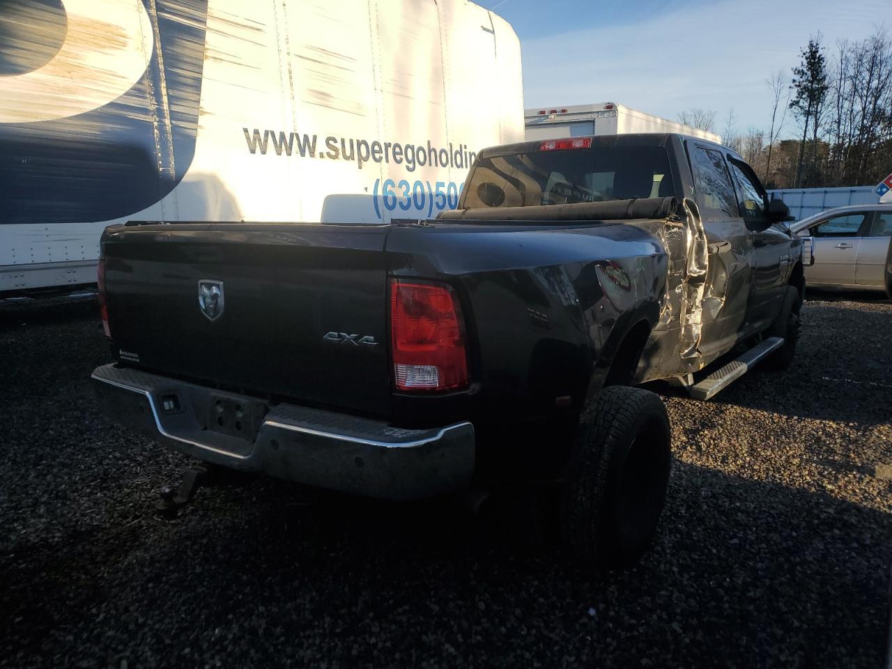 2017 RAM 3500 - Image 3