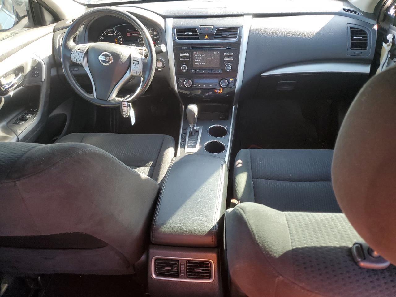 2015 Nissan Altima - Image 8