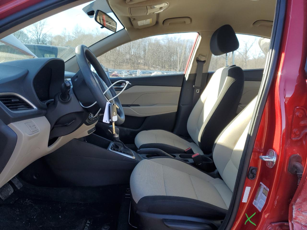 2022 Hyundai Accent - Image 7