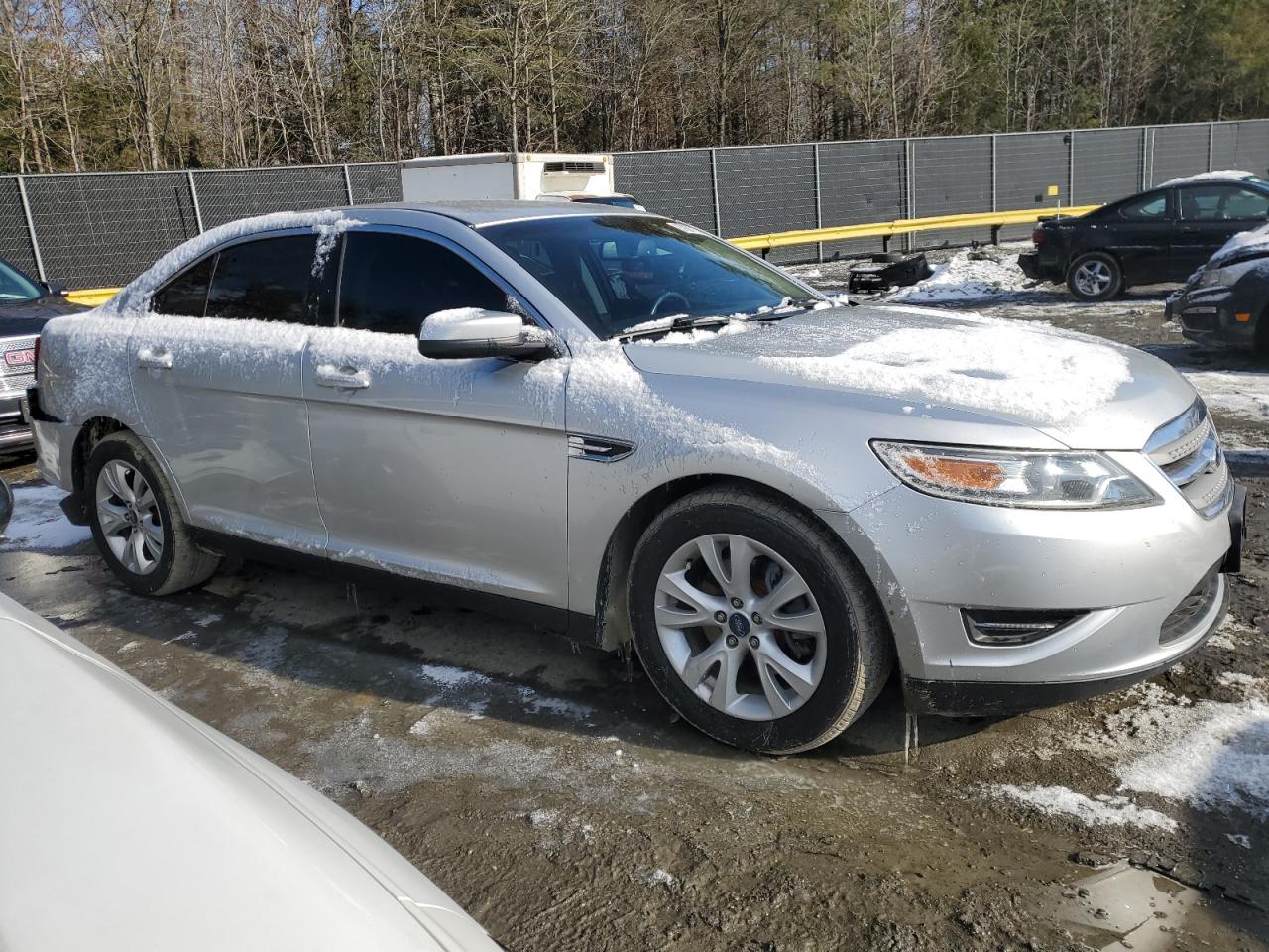 2012 Ford Taurus - Image 4