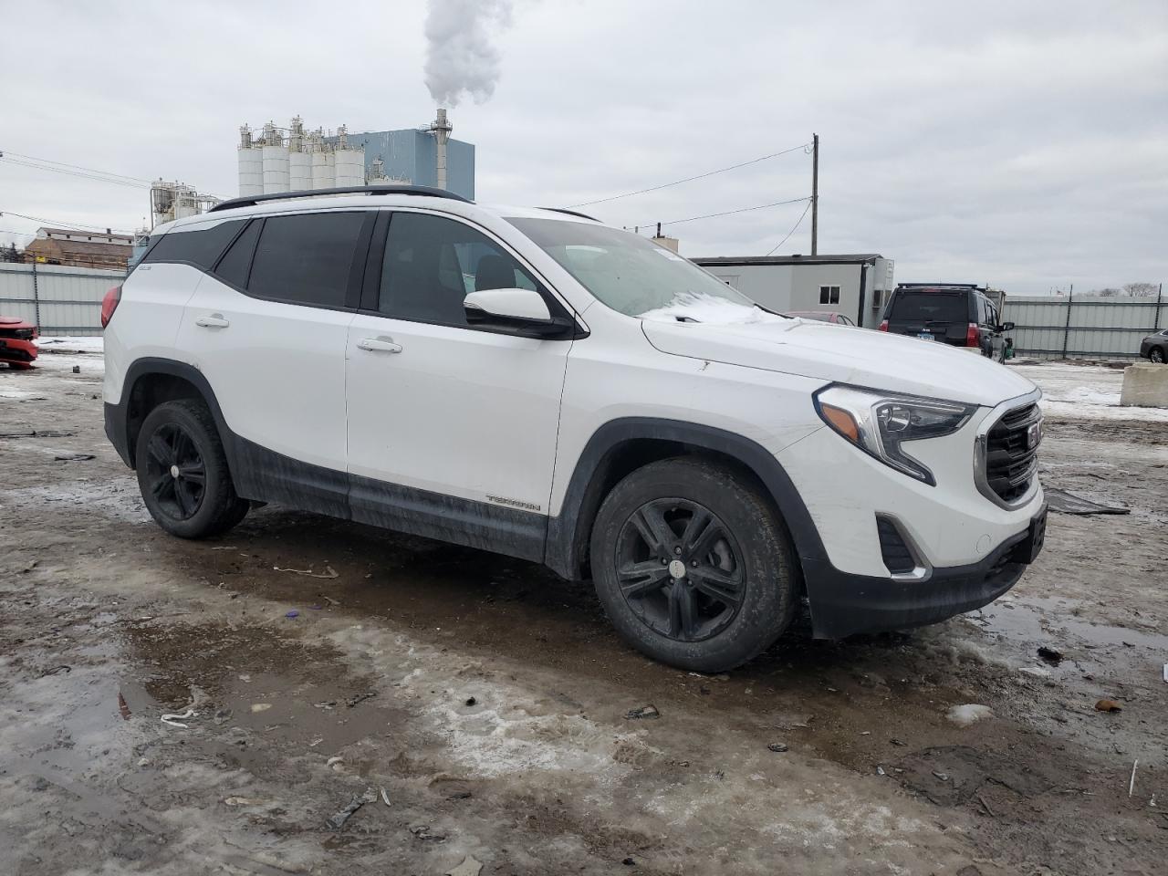 2020 GMC Terrain - Image 4