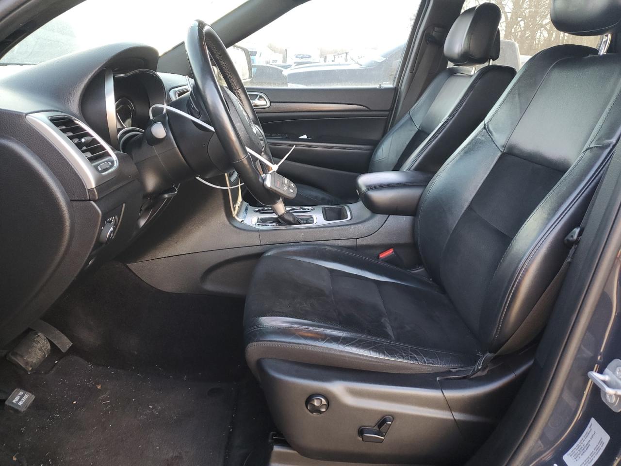 2017 Jeep Grand Cherokee - Image 7