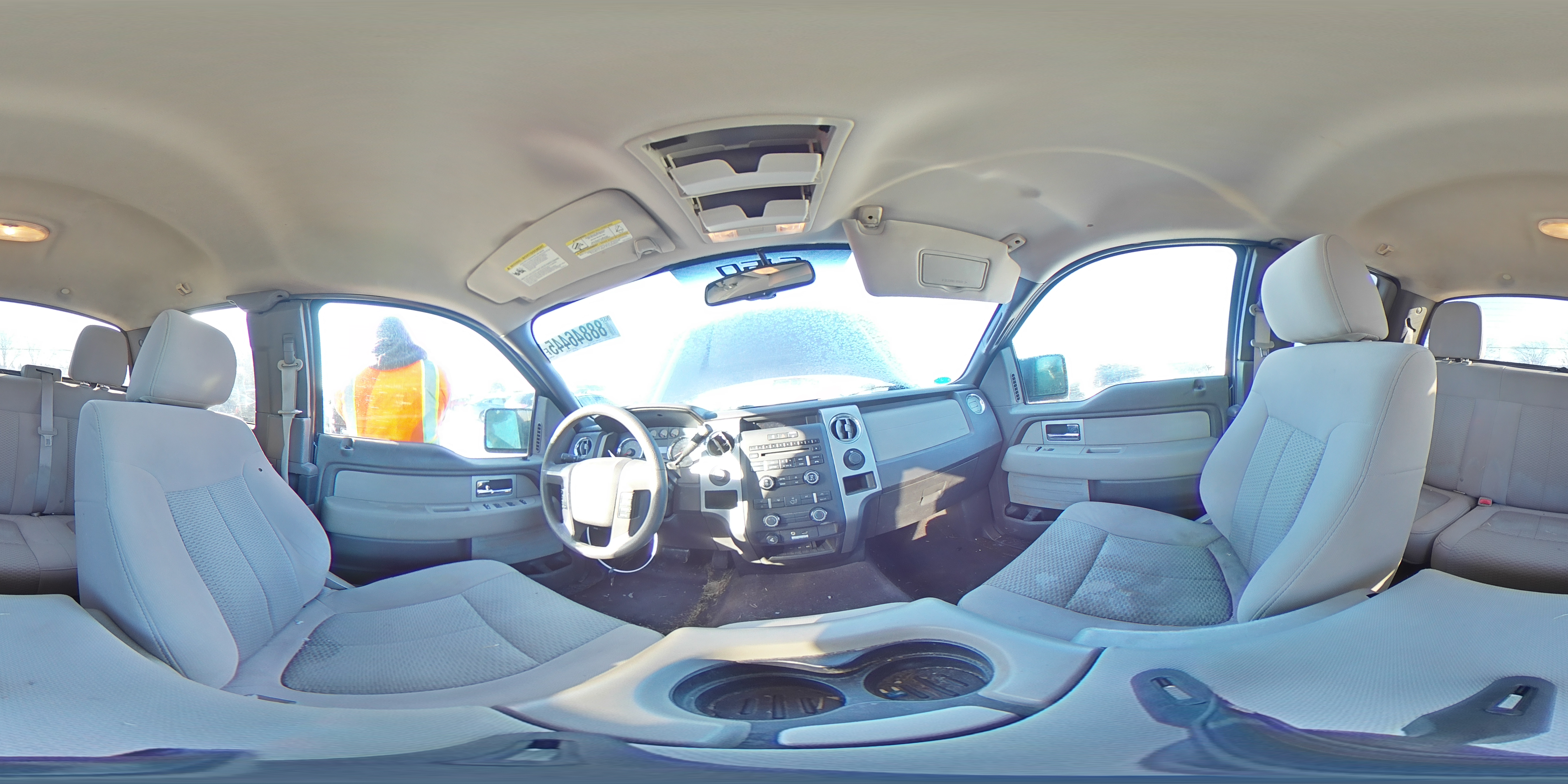 2010 Ford F-150 - Image 13