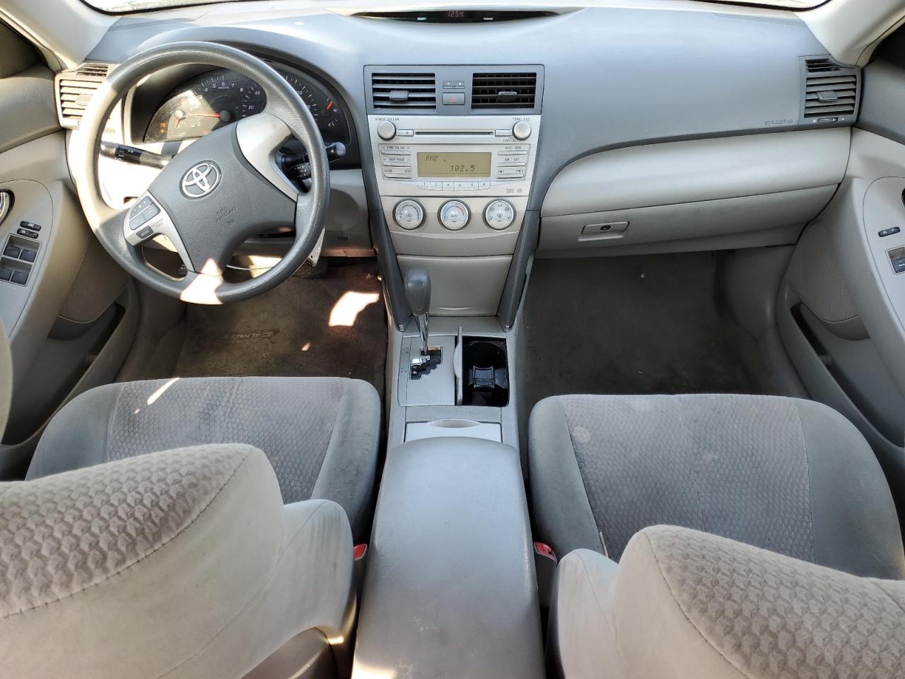 2011 Toyota Camry - Image 8