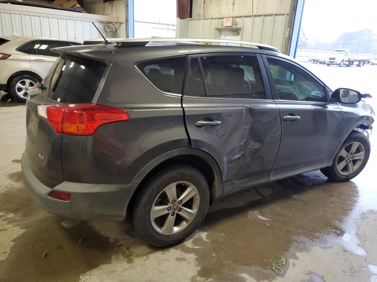 2015 Toyota RAV 4 - Image 3
