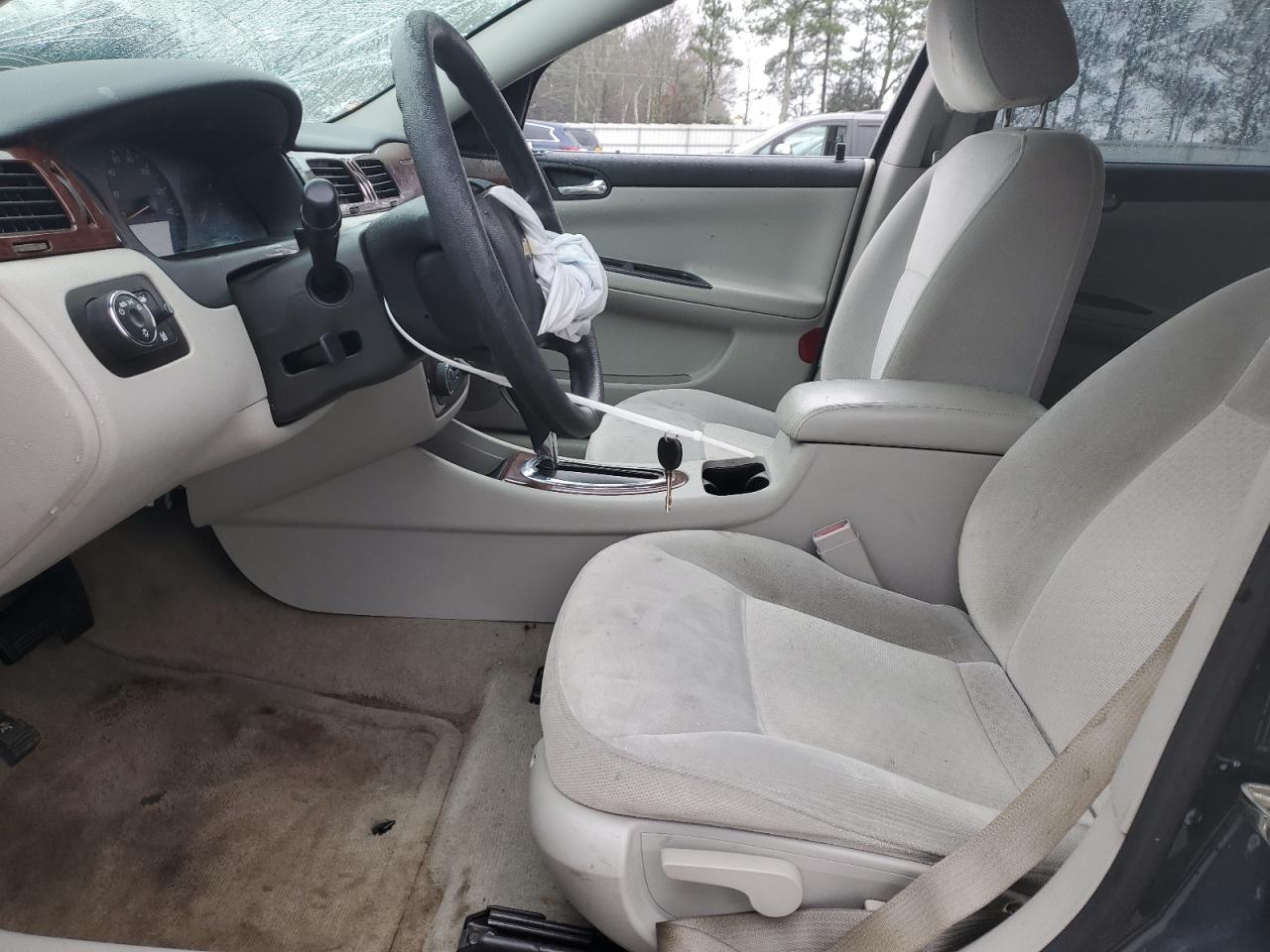 2009 Chevrolet Impala - Image 7