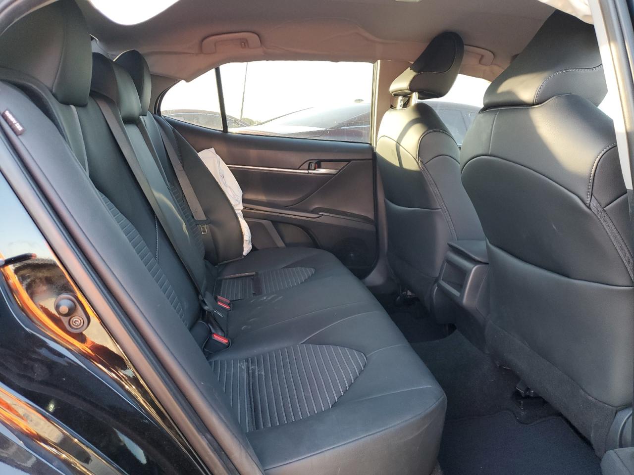 2023 Toyota Camry - Image 10