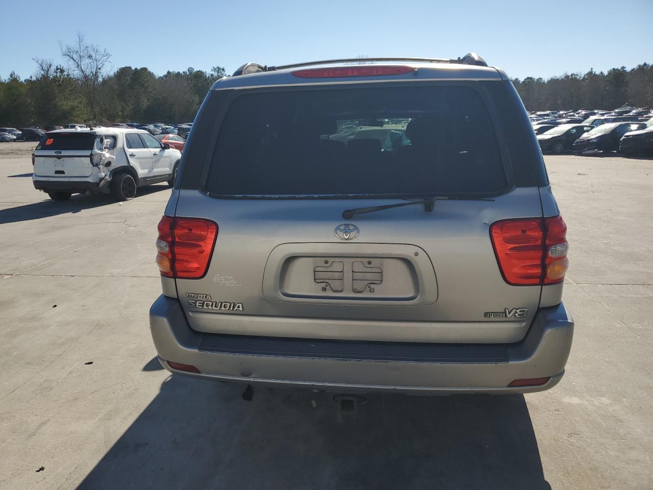 2002 Toyota Sequoia - Image 6