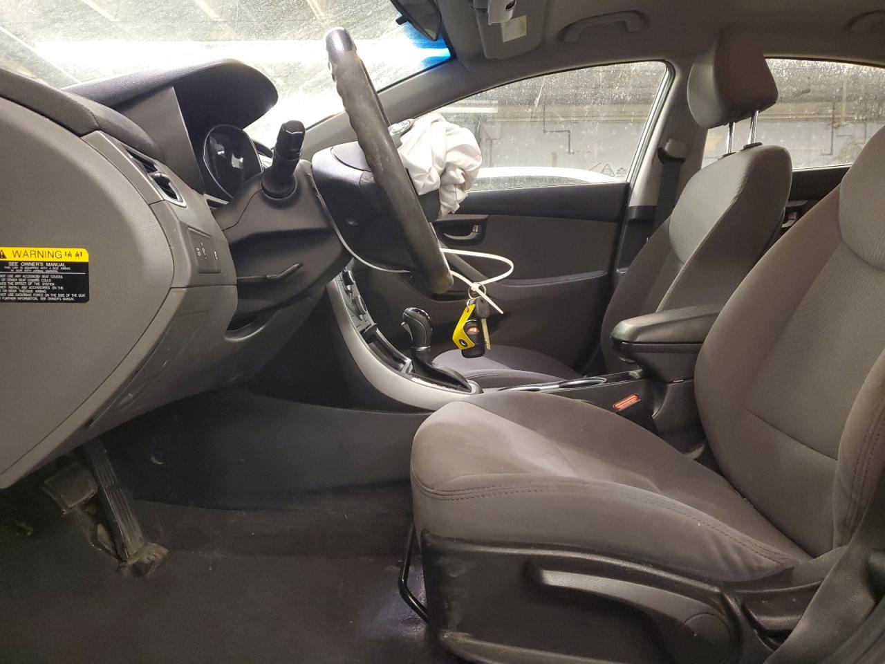 2016 Hyundai Elantra - Image 7