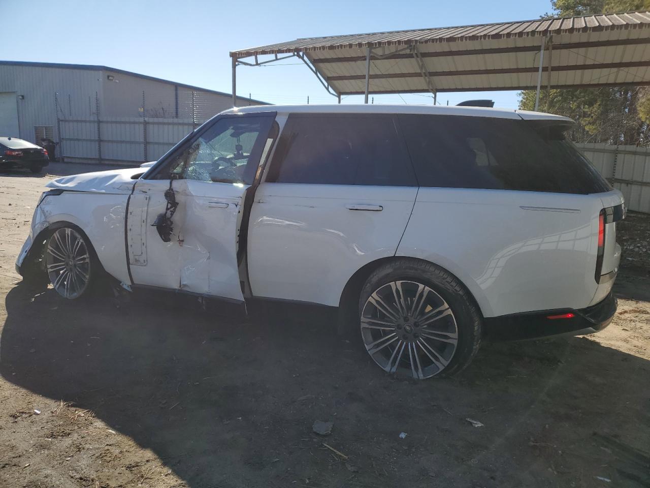 2023 Land Rover Range Rover - Image 2