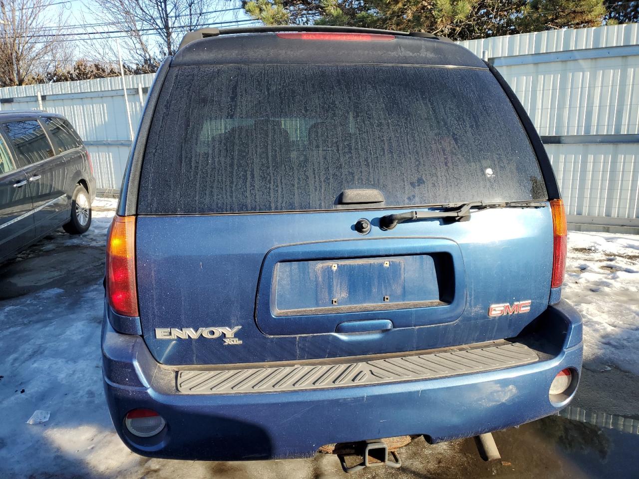2005 GMC Envoy - Image 6