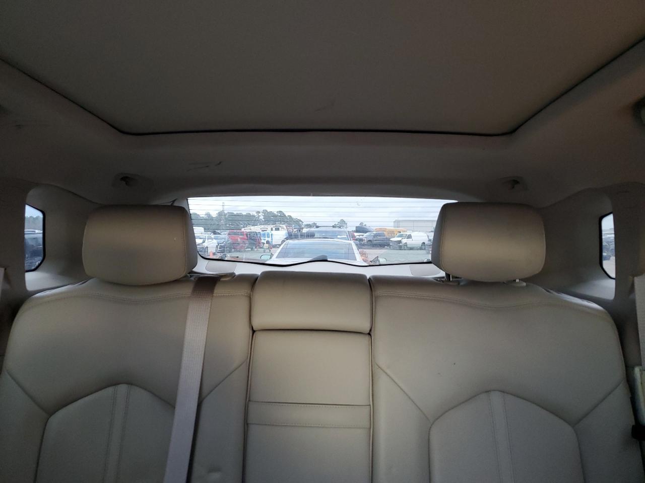 2012 Cadillac SRX - Image 10