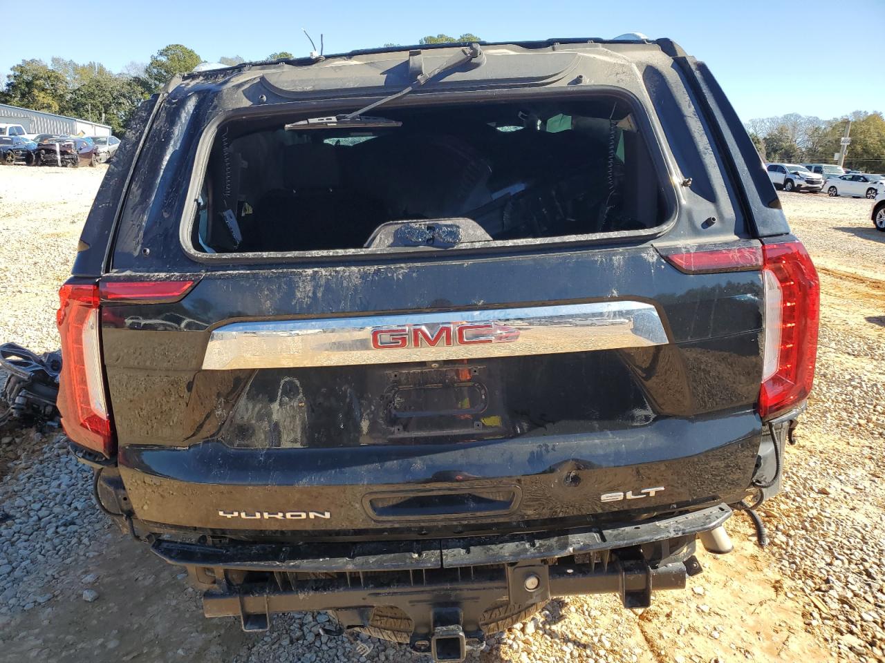 2021 GMC Yukon - Image 6