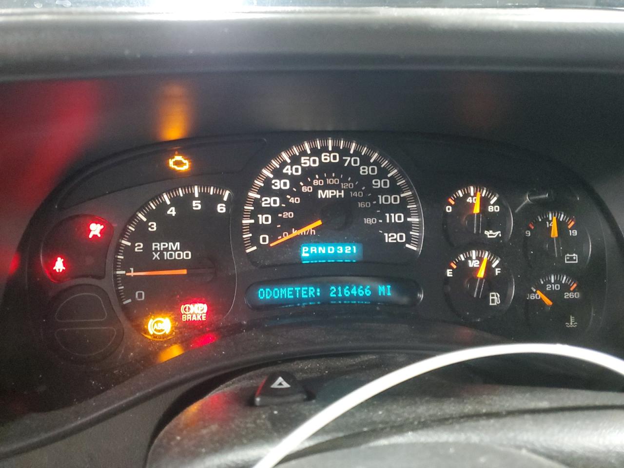 2003 Chevrolet Tahoe - Image 9