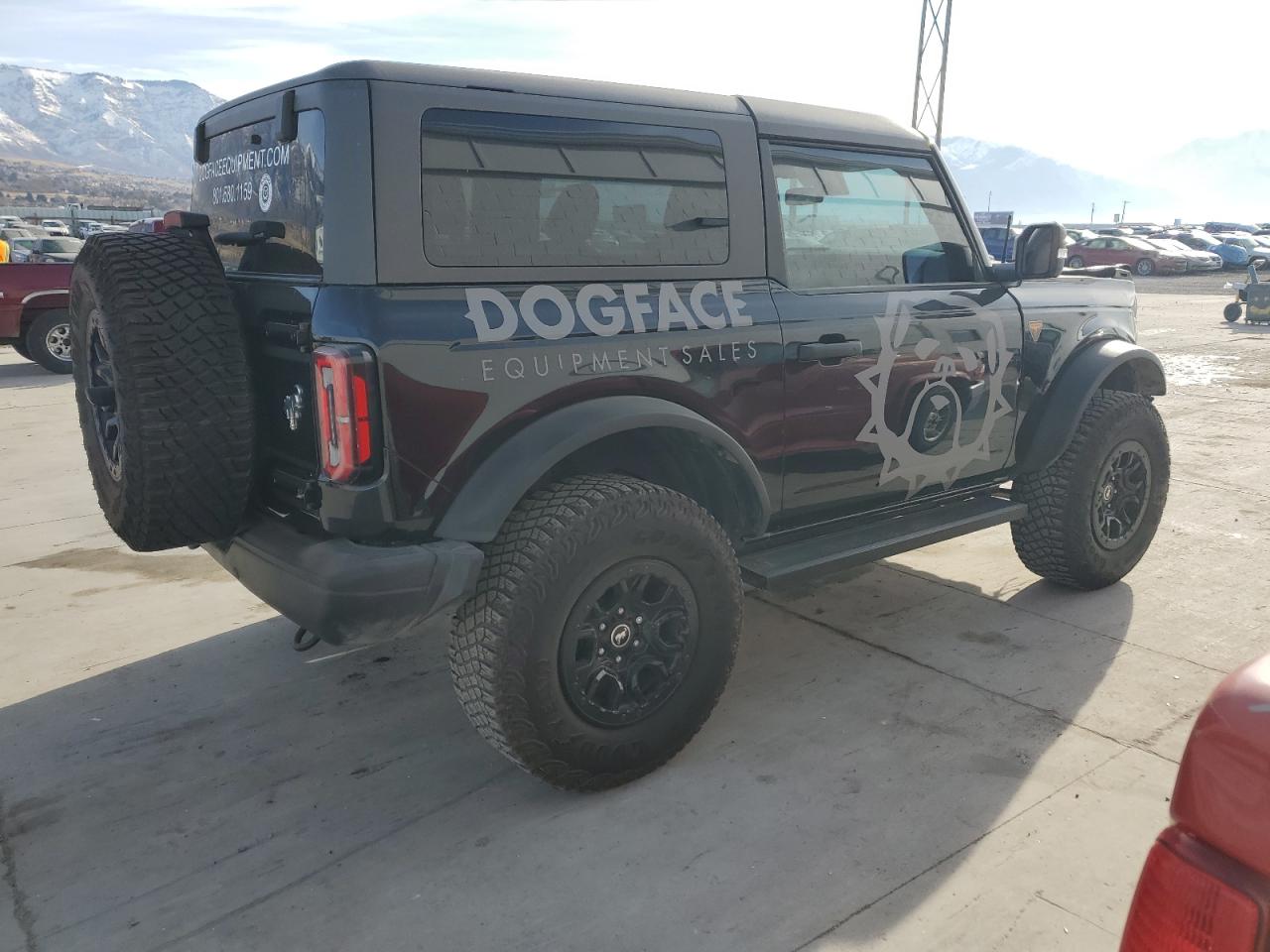 2023 Ford Bronco - Image 3