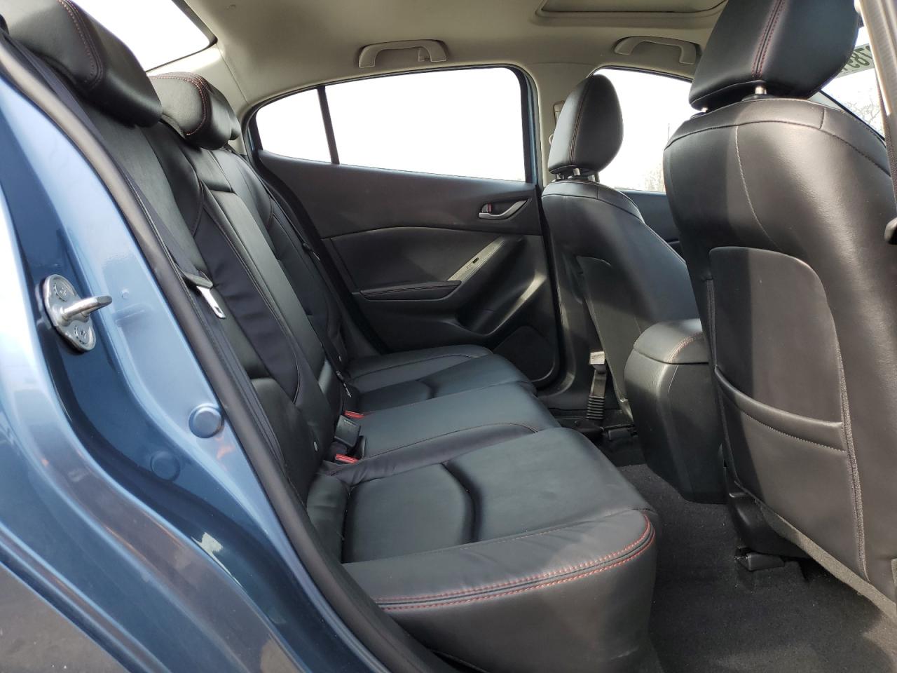 2014 Mazda 3 - Image 10