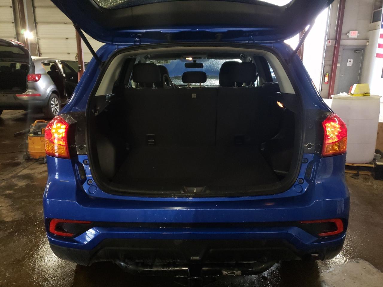 2019 Mitsubishi Outlander - Image 6