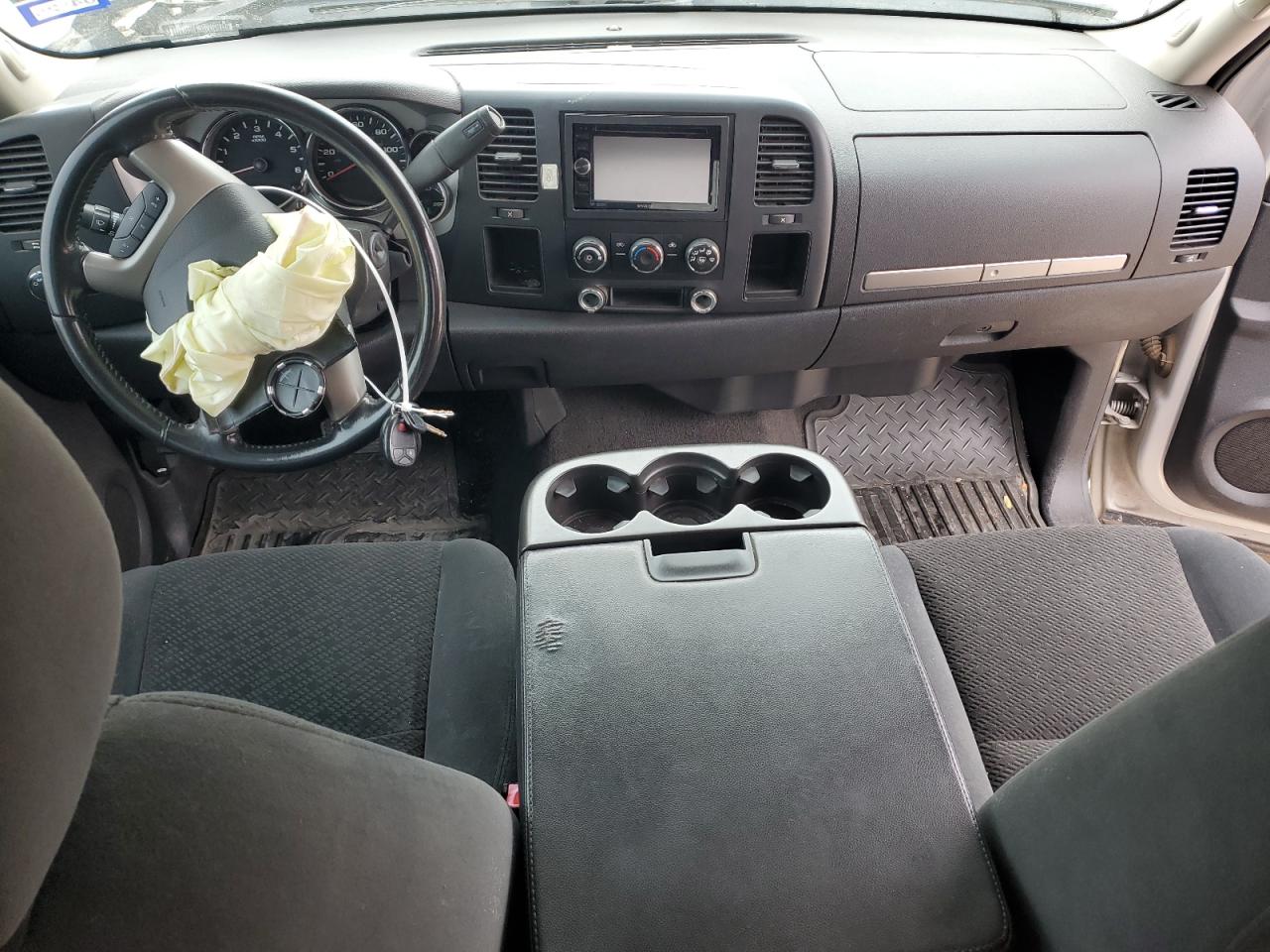 2007 GMC Sierra - Image 8