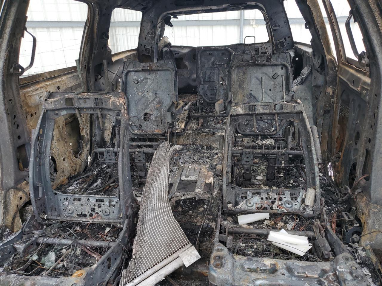 2017 GMC Acadia - Image 10