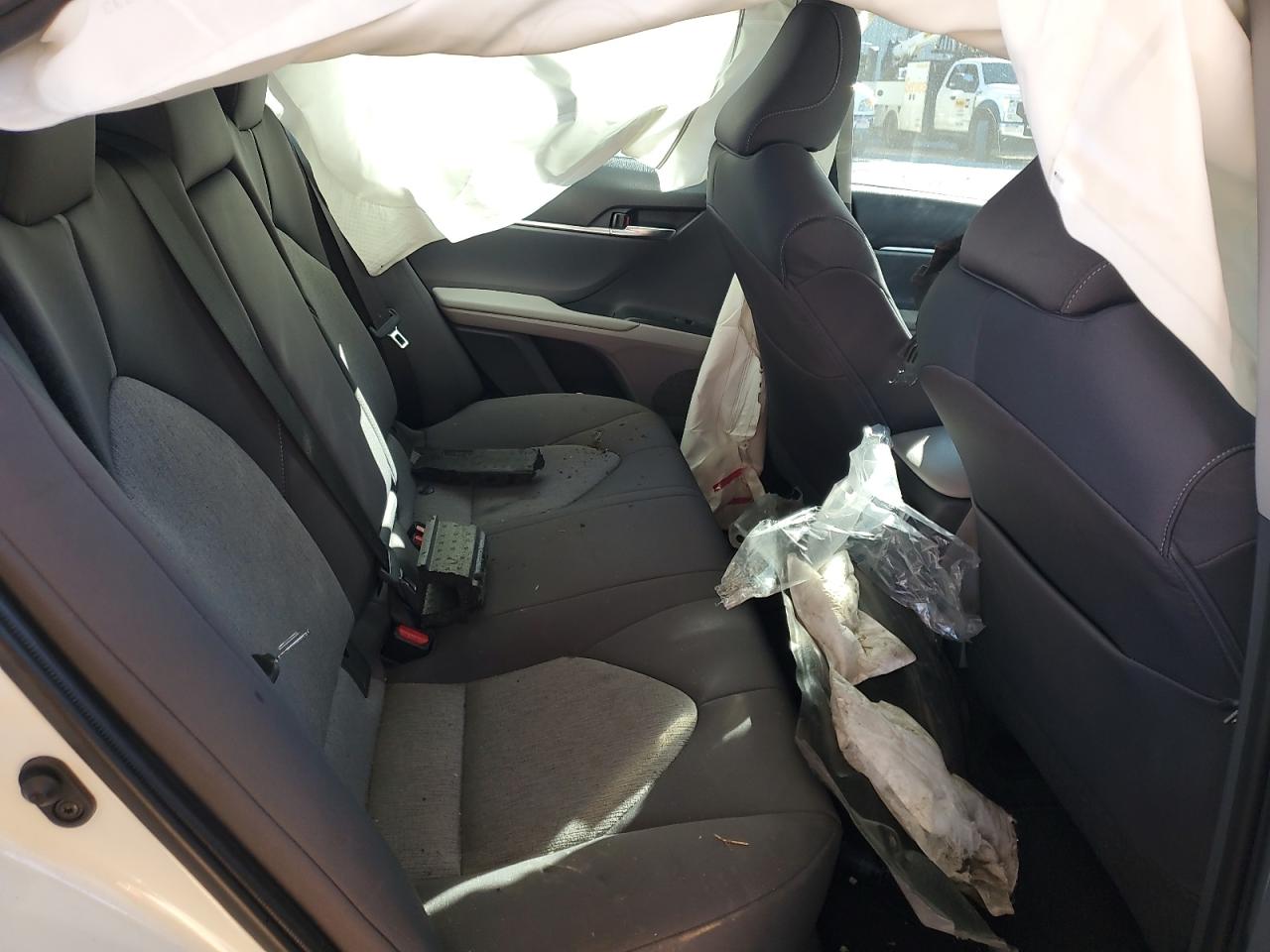 2021 Toyota Camry - Image 10