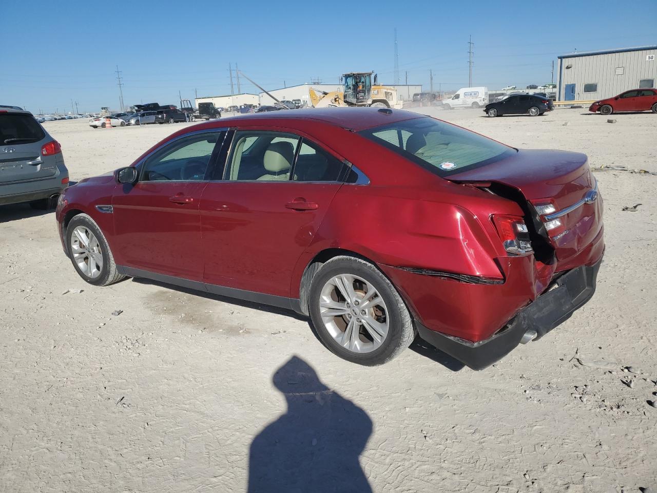 2016 Ford Taurus - Image 2