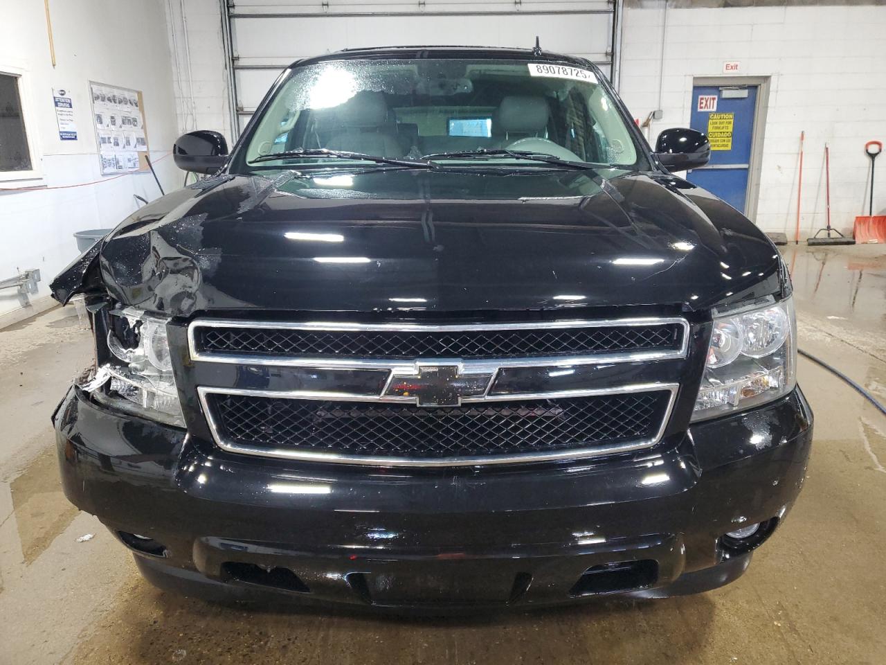 2014 Chevrolet Suburban - Image 5