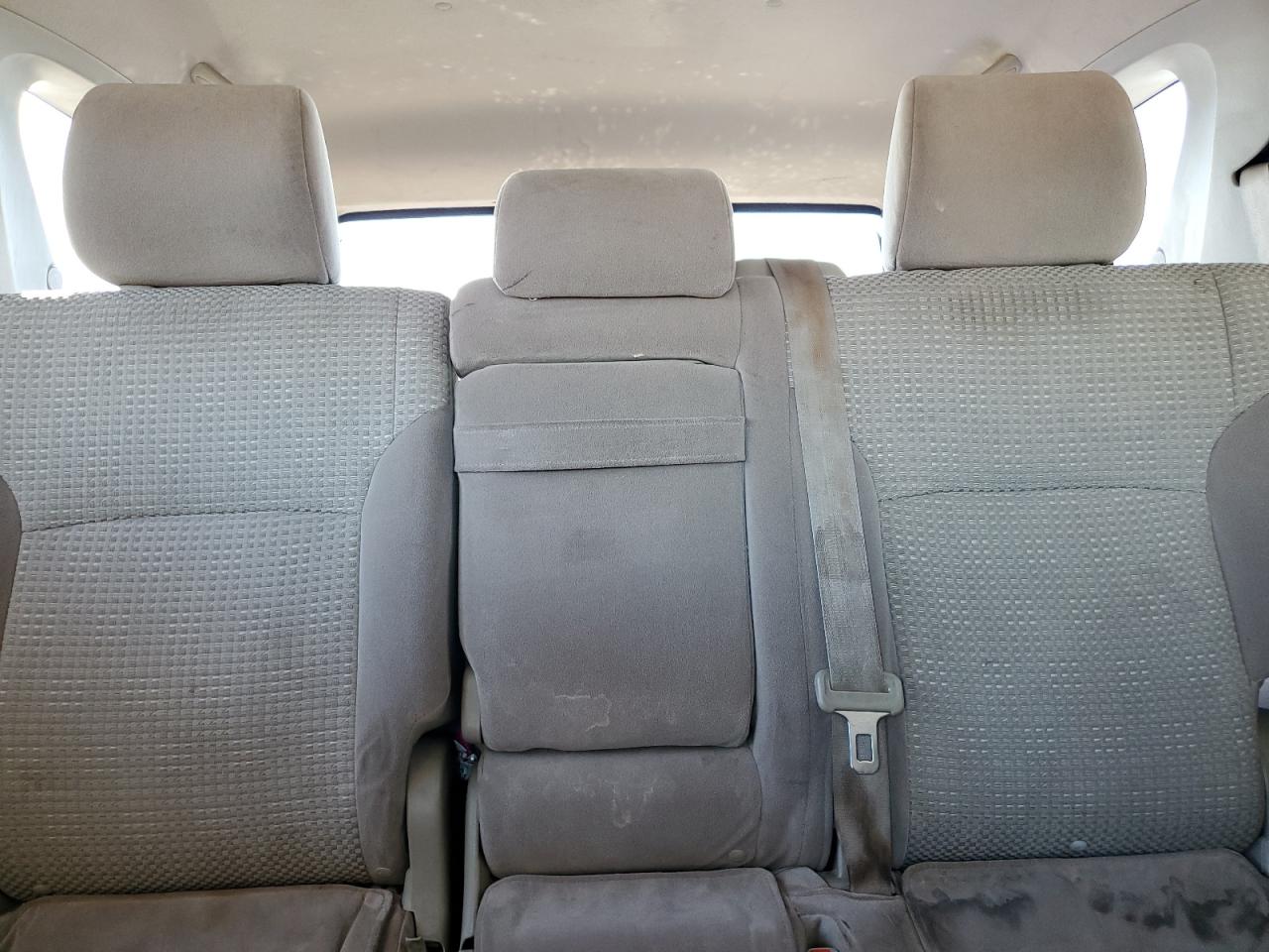 2005 Toyota 4Runner - Image 10