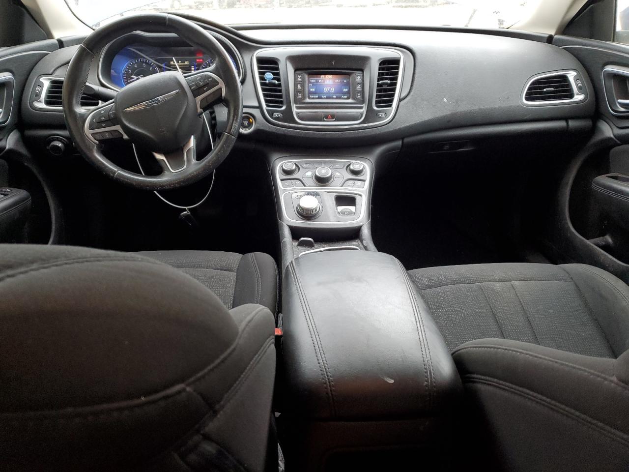 2016 Chrysler 200 - Image 8