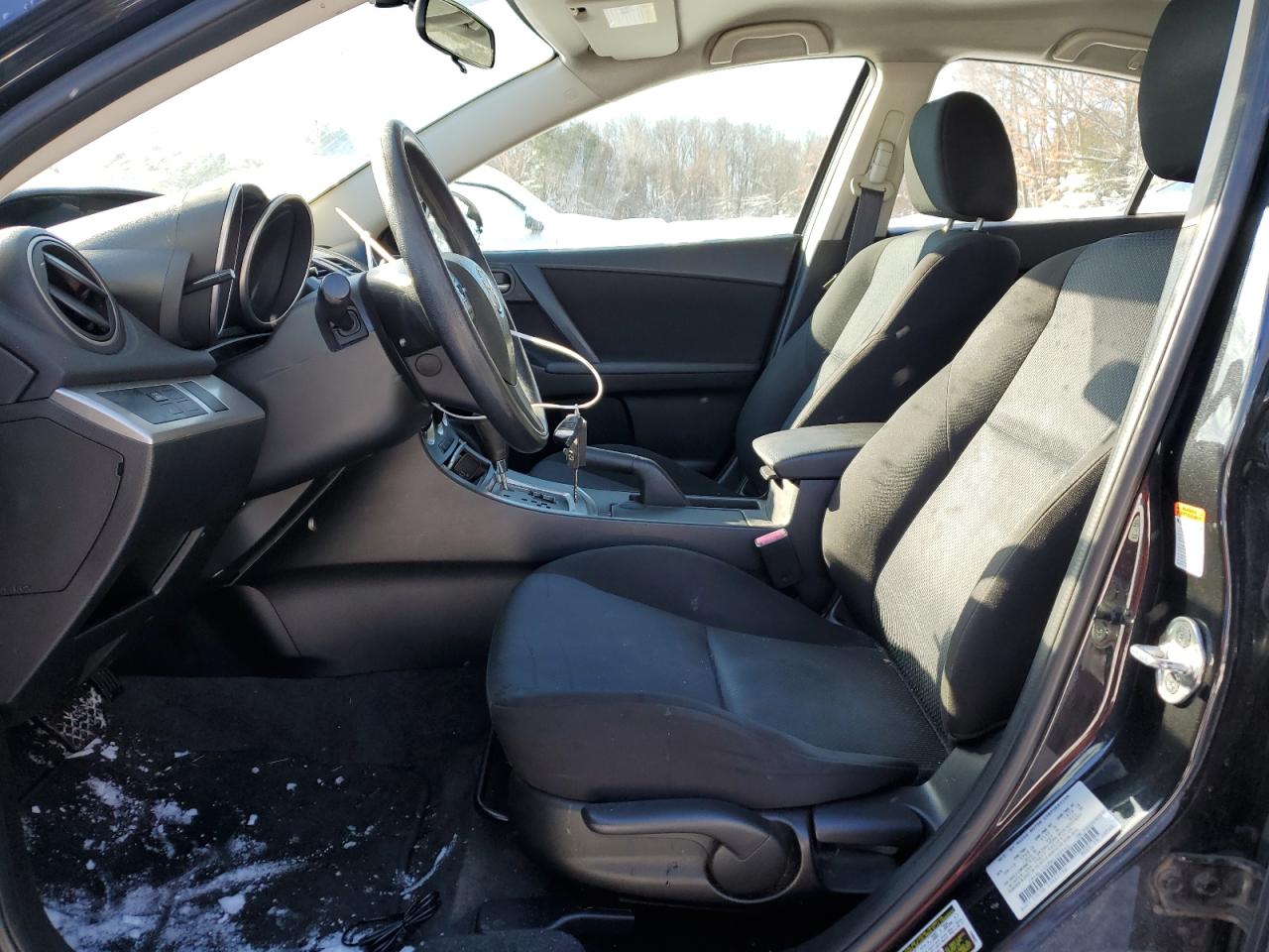 2011 Mazda 3 - Image 7