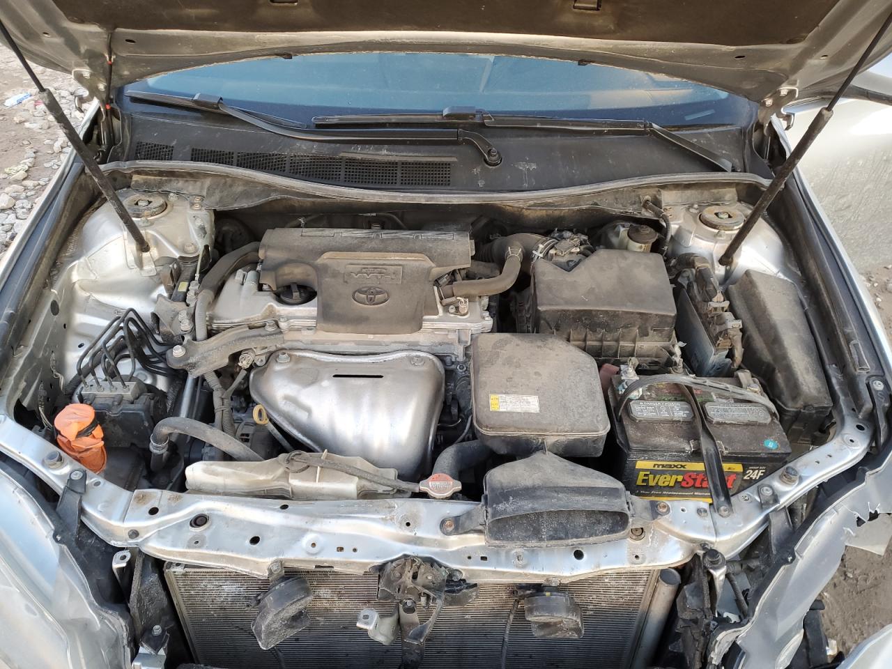 2016 Toyota Camry - Image 11