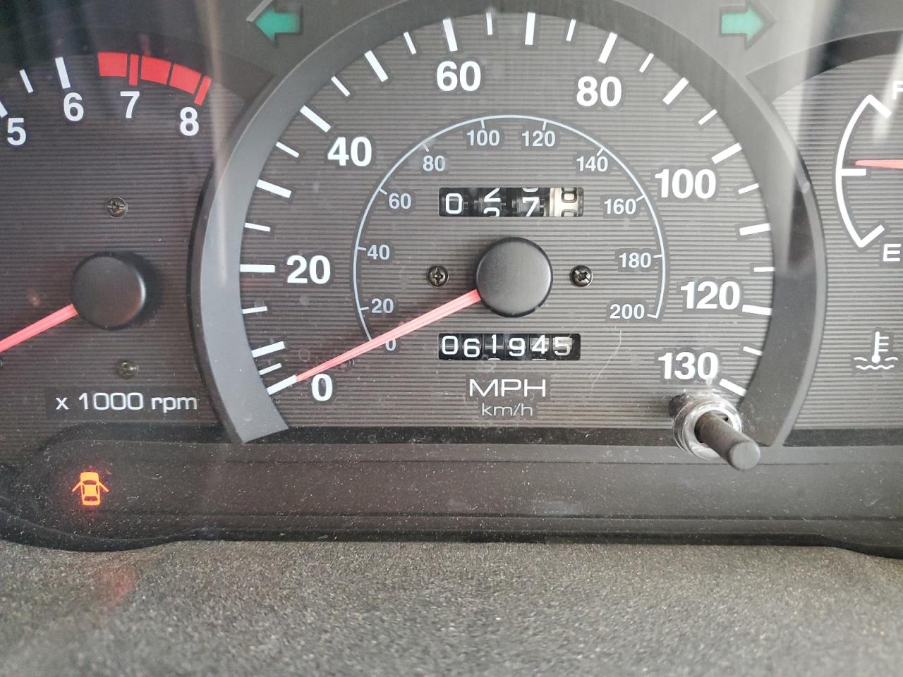 2001 Hyundai Accent - Image 9