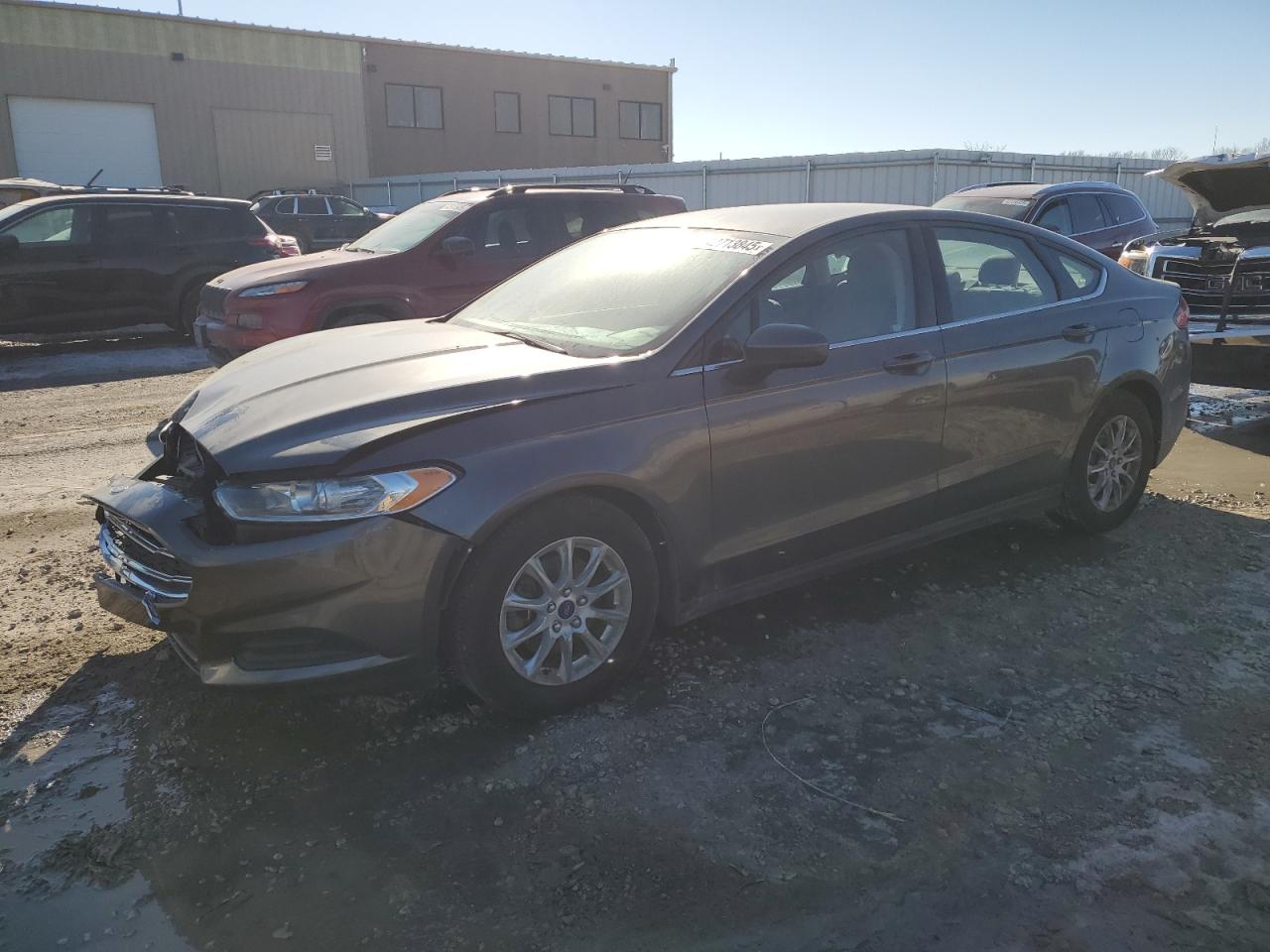 2016 Ford Fusion S للبيع في Kansas City، KS - Front End