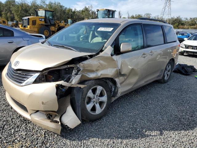 2011 Toyota Sienna Le en Venta en Riverview, FL - Front End