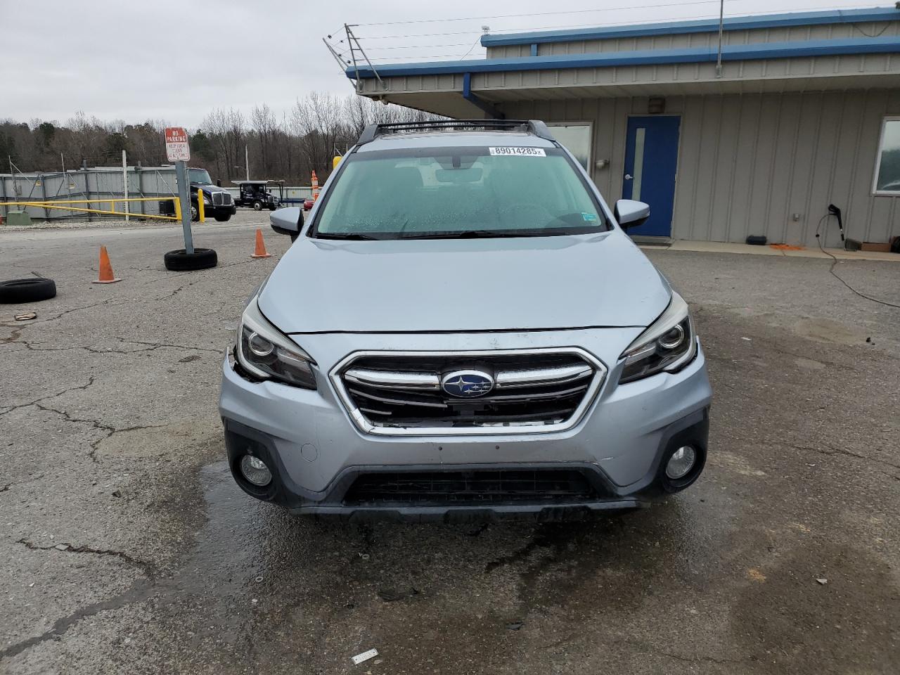 2018 Subaru Outback - Image 5